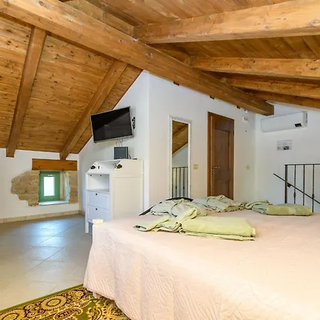 House Barba Frane * Vižinada